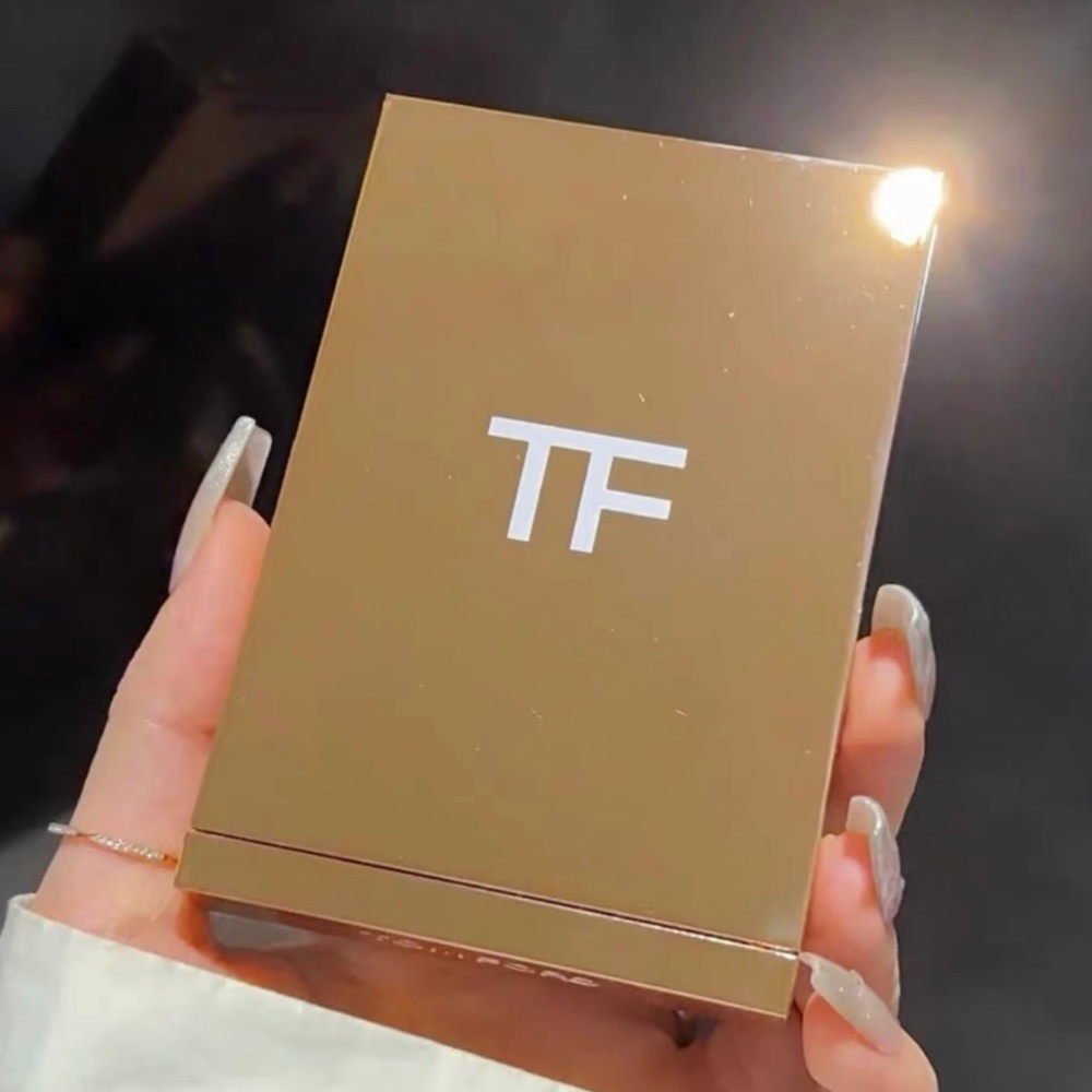 TOM FORD EYESHADOW ISLAND HAZE